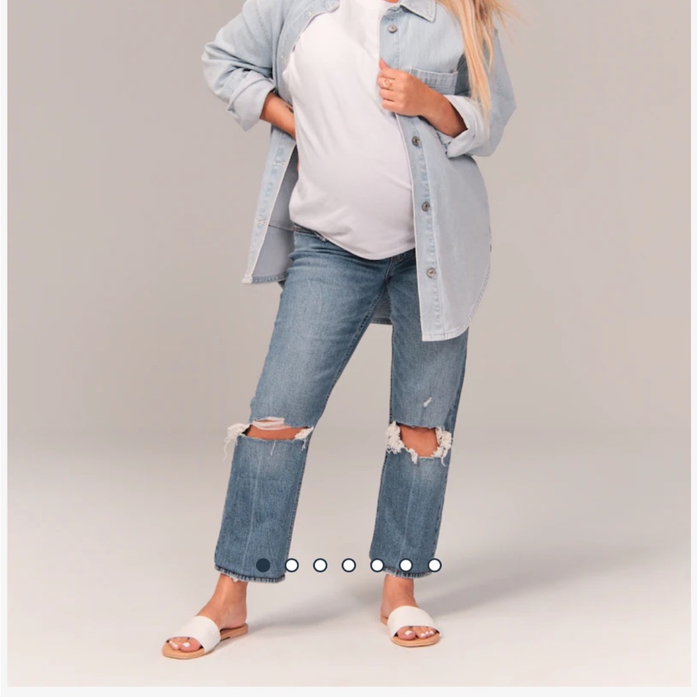 A&F Maternity Ankle Straight Jean